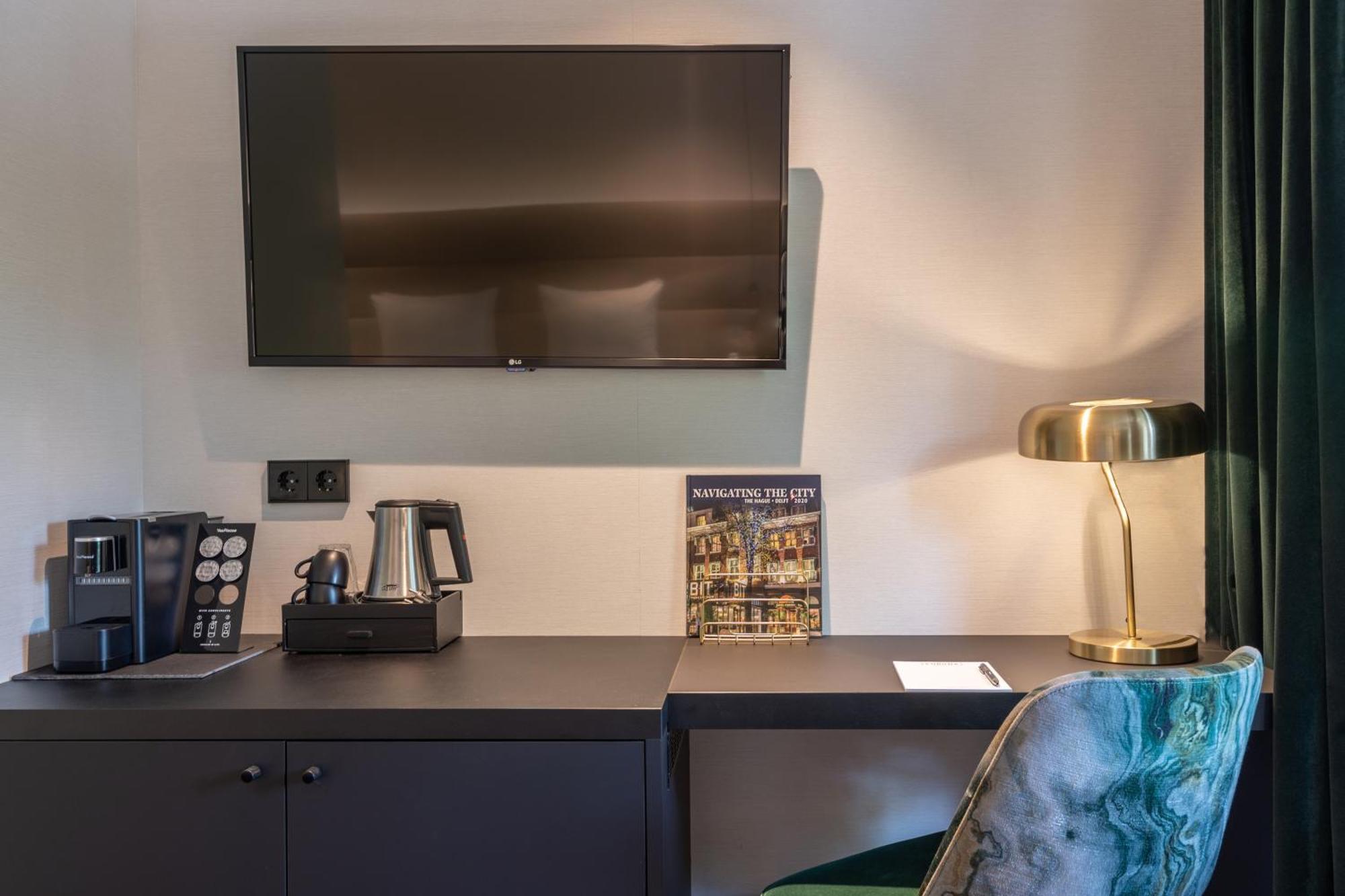 Boutique Hotel Corona La Haye Chambre photo