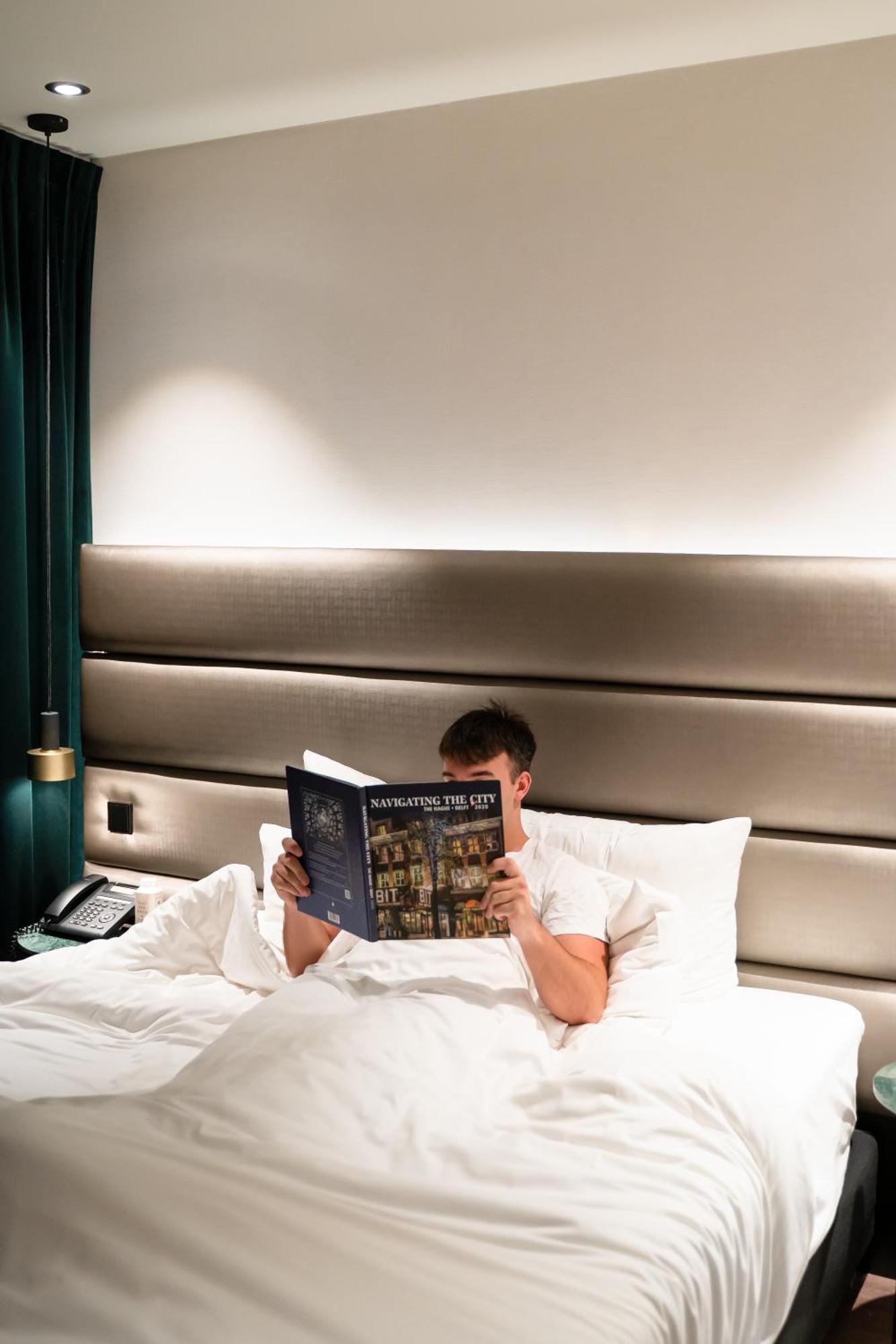 Boutique Hotel Corona La Haye Chambre photo