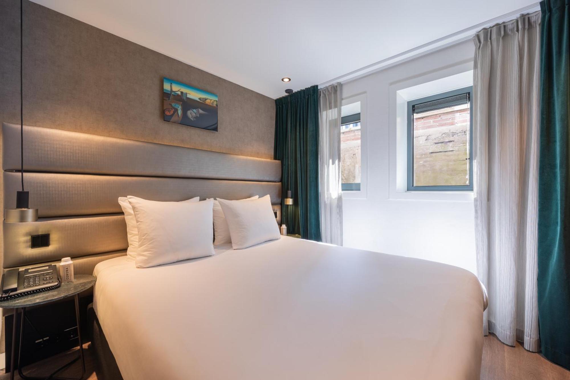 Boutique Hotel Corona La Haye Chambre photo