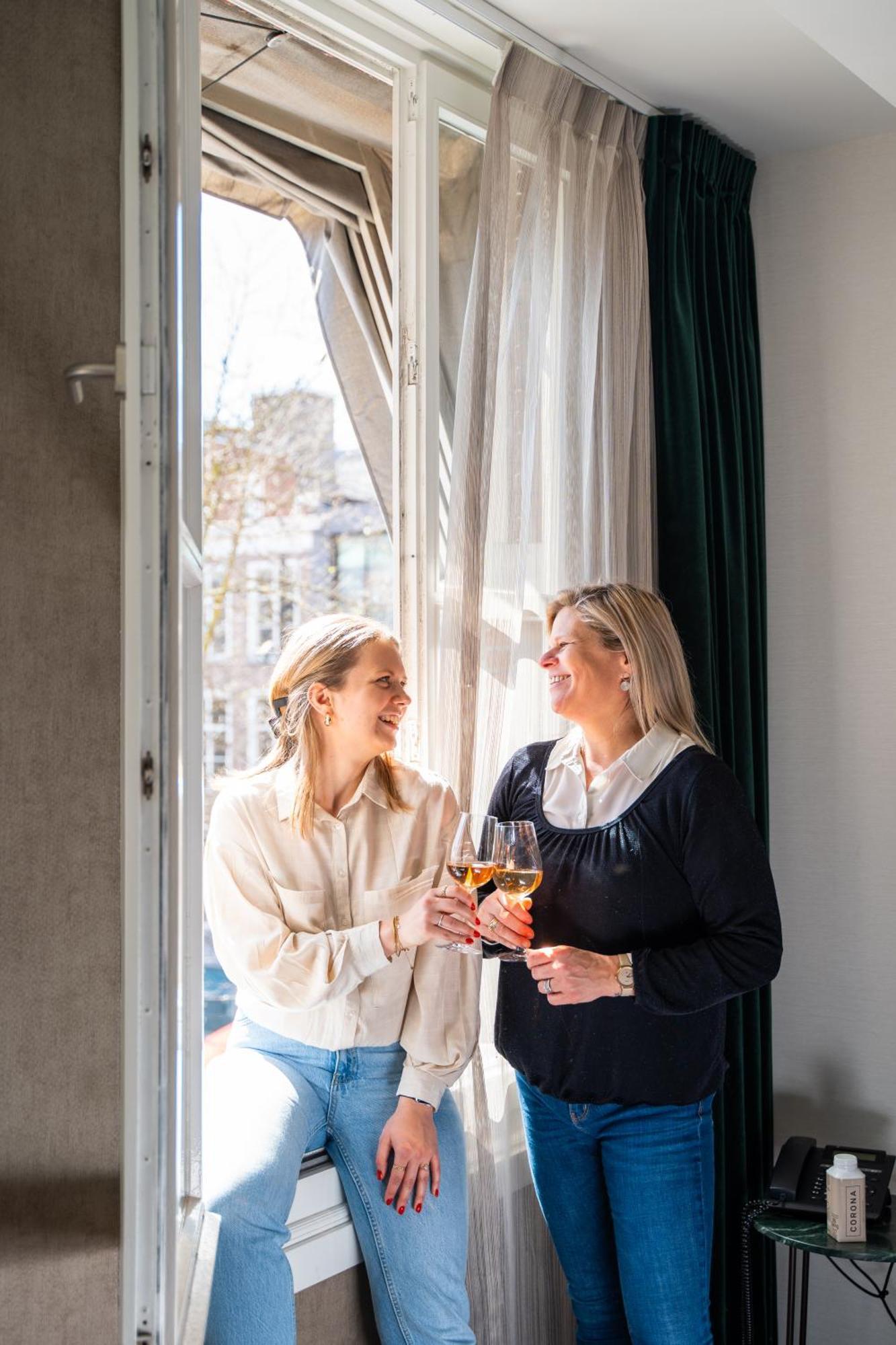 Boutique Hotel Corona La Haye Chambre photo