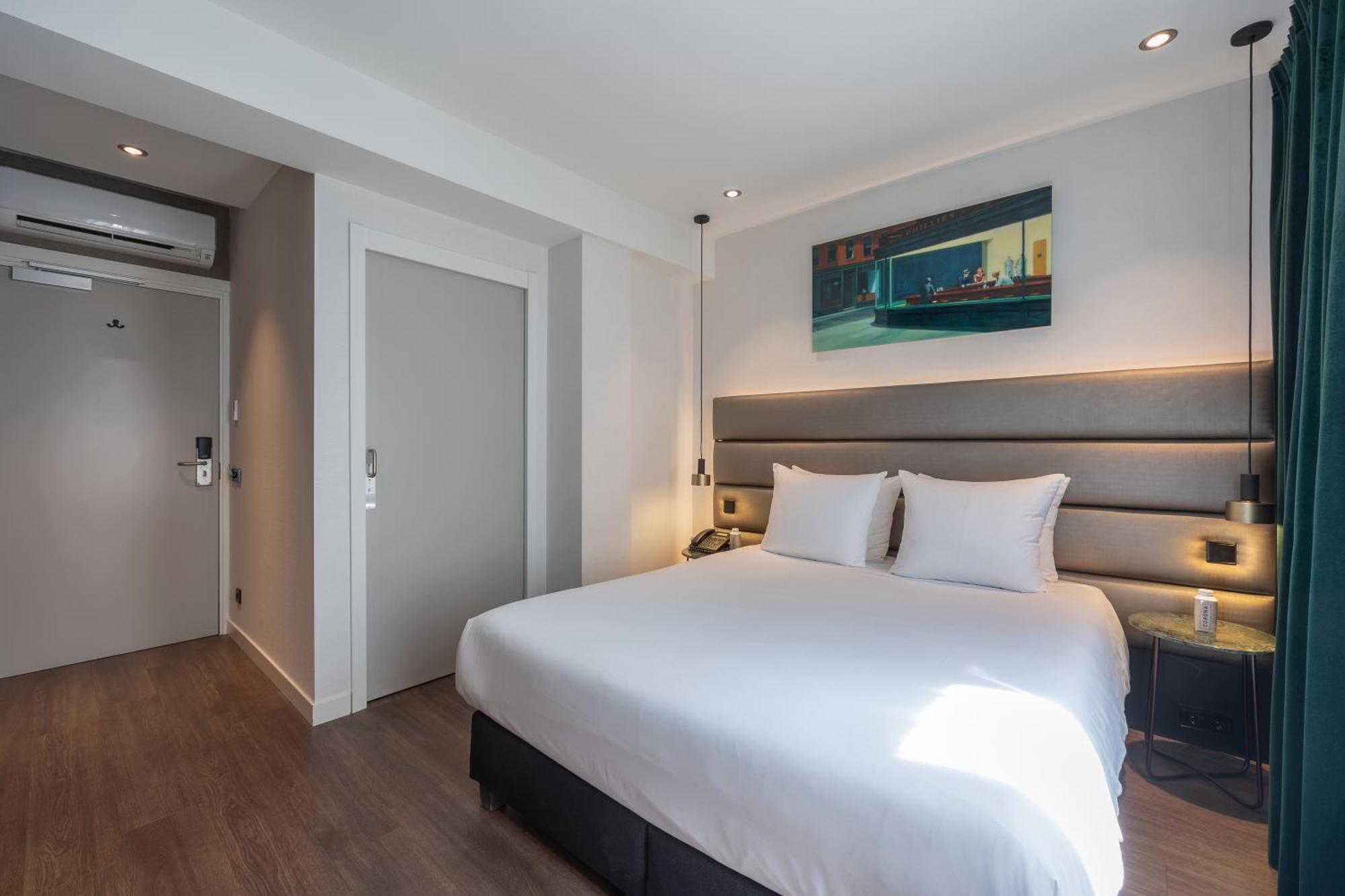 Boutique Hotel Corona La Haye Chambre photo