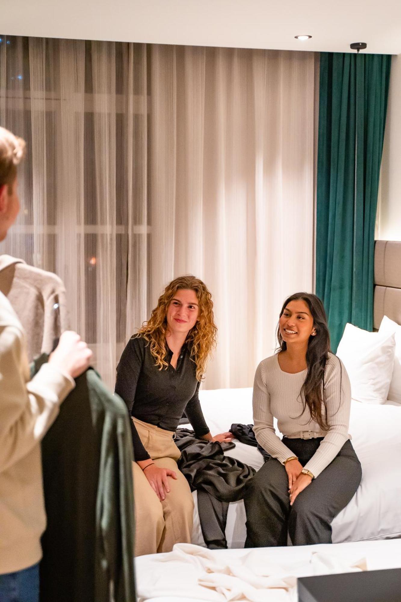 Boutique Hotel Corona La Haye Chambre photo